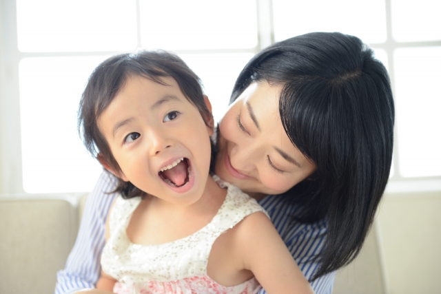 乳歯は何歳くらいに生えそろえばいい？